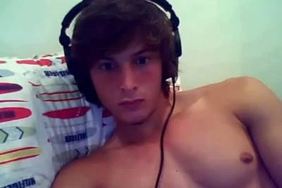 Carinha lindo e gostoso punhetando - CAM