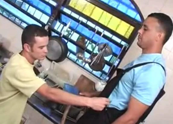 Caralho, dei gostoso pro pedreiro! - BRASIL