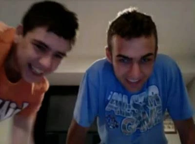 Boys aprontando na cam - LOL + BONUS