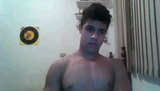 CAM: Moreninho gostosos e da piroca grossa na cam