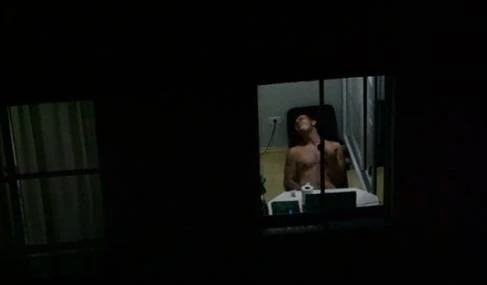 Flagra em Curitiba: Peguei meu vizinho batendo punheta