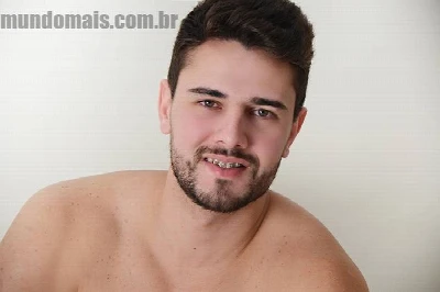Deleite-se com o Raikan gozando no Mundo Mais