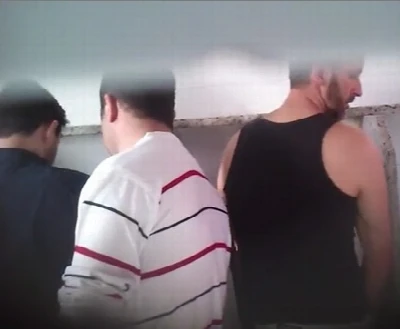Seleção de vídeos com putaria de machos no banheirão