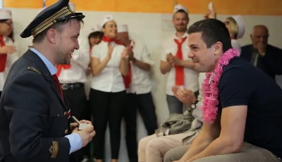 Italiano pede namorado em casamento com estilo