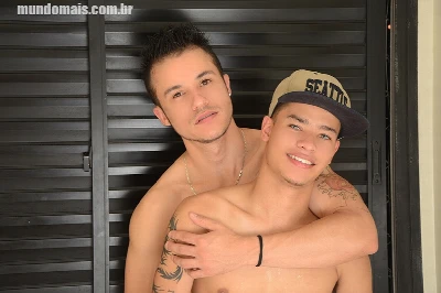 Alex e Symon, um casal hot em sexo pro Mundo Mais