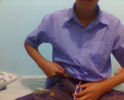 Macho caipira mostra tamanho do seu dote pra cam