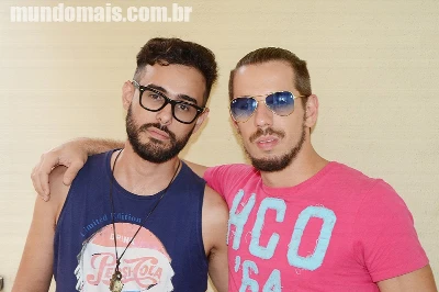 Pedro Barbudinho e André em foda no Mundo Mais