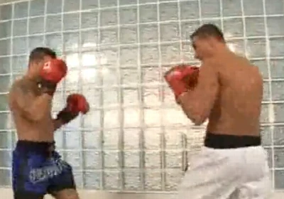 Atletas vão treinar, mas acabam suando por outro motivo
