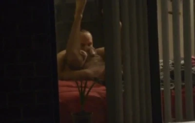 Flagrou o vizinho metendo no cu de outro macho