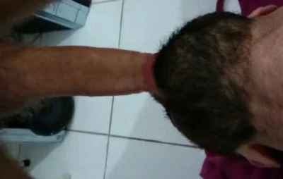 Barbudinho engasga com anaconda de bofe gostoso