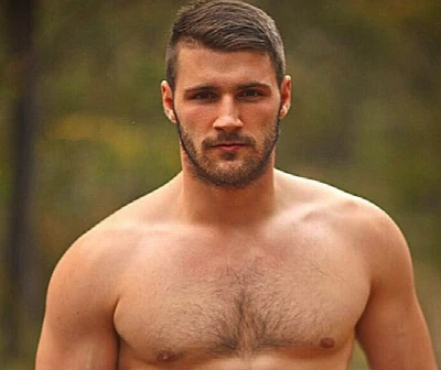 Nudes de jogador de rugby, Luke Casey, caem na internet