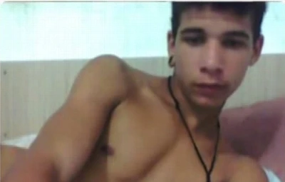 Boy mostra demais no Omegle e cai na net