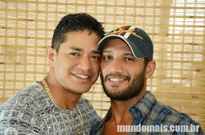 Deleite-se em dupla Nelson e Yago Moreno - Mundo Mais