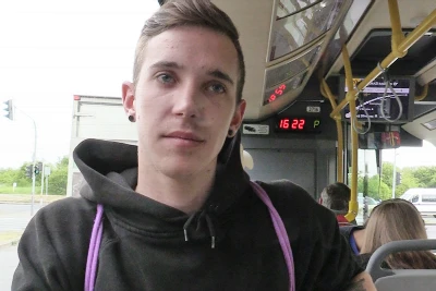 Caçador Checo encontra hétero safado na estação de metrô