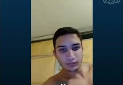 Safado mostra pauzão na cam e cai na net