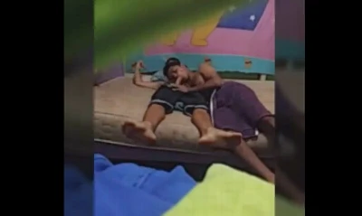Baphão!! Novinho hétero fode com força vizinho brasileiro [ATUALIZADO]