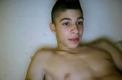 Novinho malhado se empolga no Omegle e mostra demais
