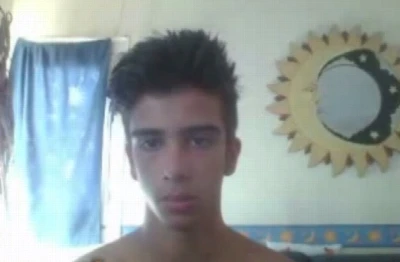 Novinho puto mostra demais no Omegle e cai na net