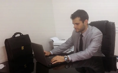 Me descobri com o Cadu, meu primo recém advogado!