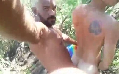 Trepada no meio do mato nunca foi tão prazerosa e gostosa