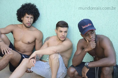 Drull, Lucas e Plinio em fotos e vídeos exclusivos de Punheta