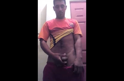 Jogador está com um tesão da porra depois da partida