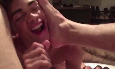 (HD) Quicando na pica do macho, safado deixa pinto balançar gostoso