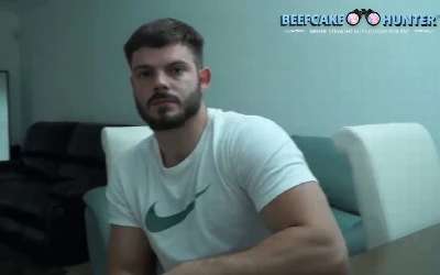 (HD) Gay paga pra chupar a caceta de macho super dotado e gato