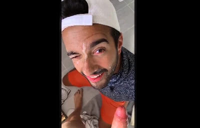 (HD) Puto mama pica gostosa no banho e toma leitinho na cara