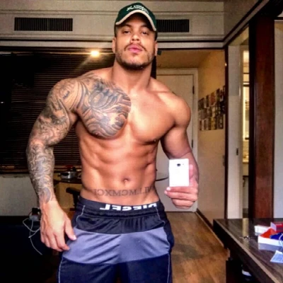 Willker Farias metendo dentro do banheiro da balada em São Paulo