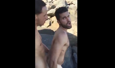 Macho ficou viciado e não consegue mais tirar a pica do cu do puto