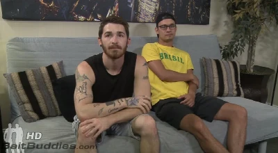 Brasileiro faz brotheram com gringo e libera o toba depois do tesão