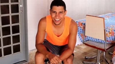 Igor, novinho do Xvideos filmou punheta com gozada