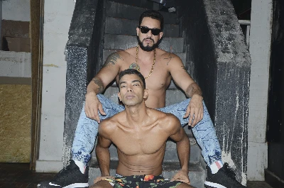 Cinesex Com Tio Breno e Miguel Araújo no escadão da Rua Seis
