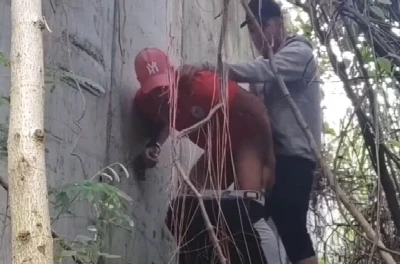 Vazou, putinho Lucas dando pra macho hétero no matagal na chapa