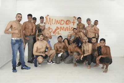 "OS PEDREIROS" uma suruba com 16 machos