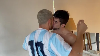 Only Fans - Fer Froma e Lucas Ezequiel em foda depois da partida
