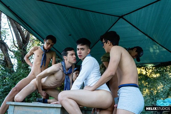 Helix Latin Camp - Novinhos em surubão no acampamento de jovens