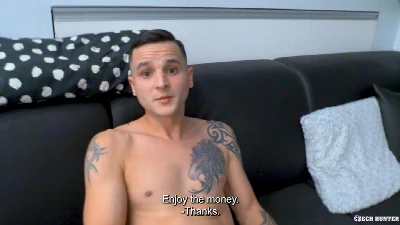 Czech Hunter 726 - Garoto não resistiu a grana e caiu na pica