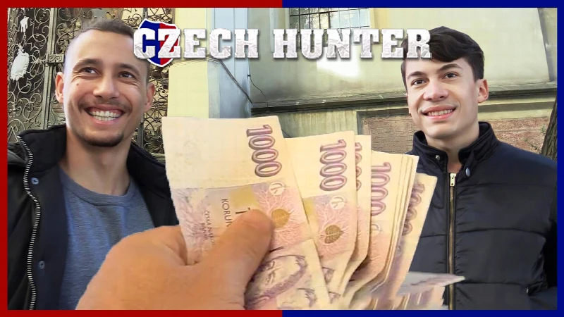 Czech Hunter - 768 - Caçador fode dois moleques por grana